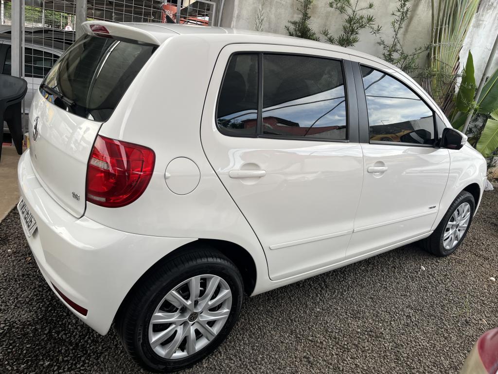 VOLKSWAGEN Fox - Foto