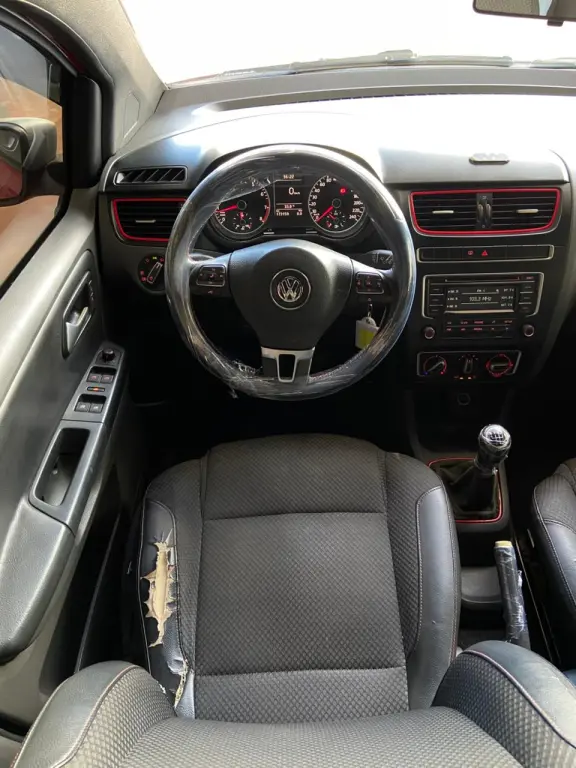 VOLKSWAGEN Fox - Foto