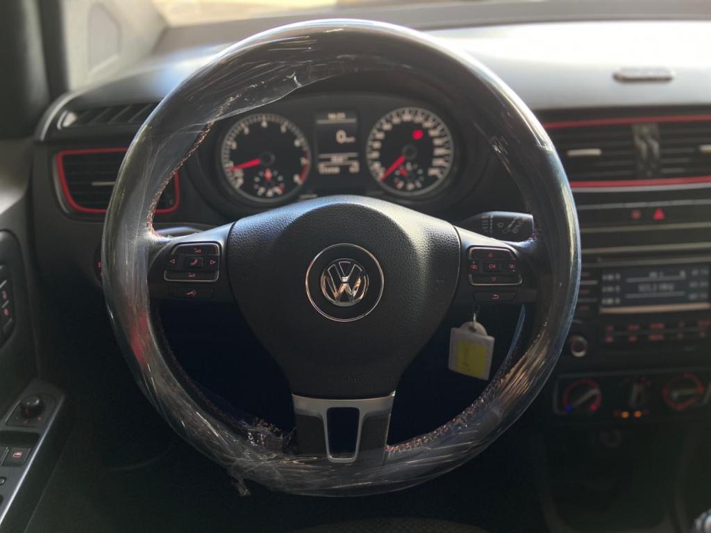 VOLKSWAGEN Fox - Foto