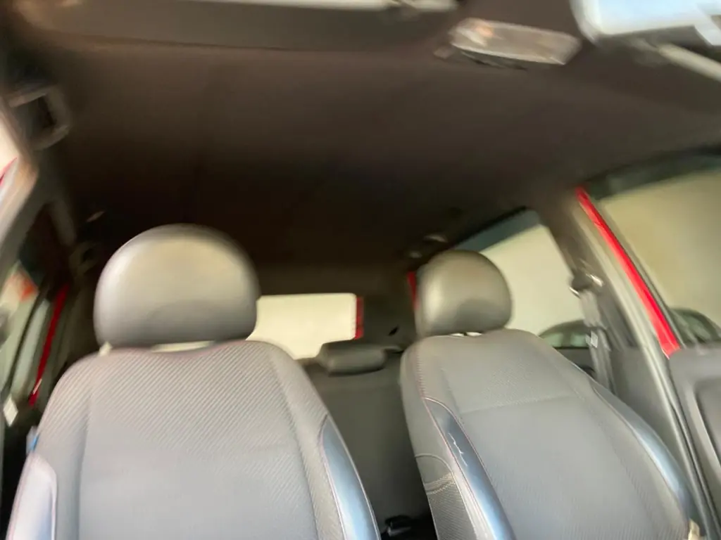 VOLKSWAGEN Fox - Foto