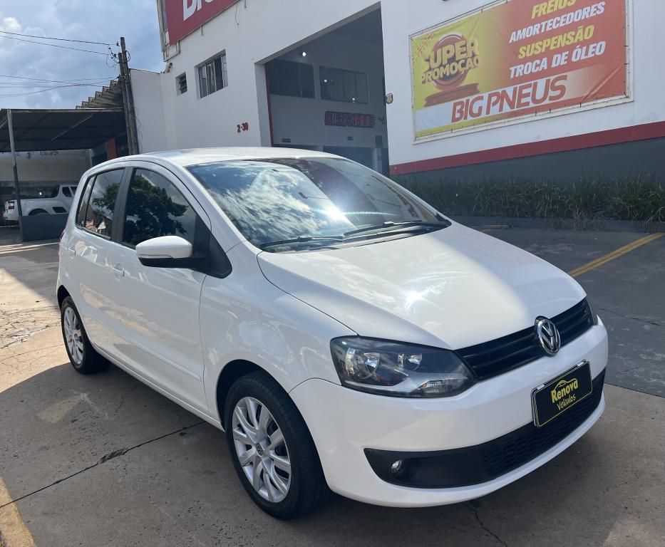 VOLKSWAGEN Fox - Foto