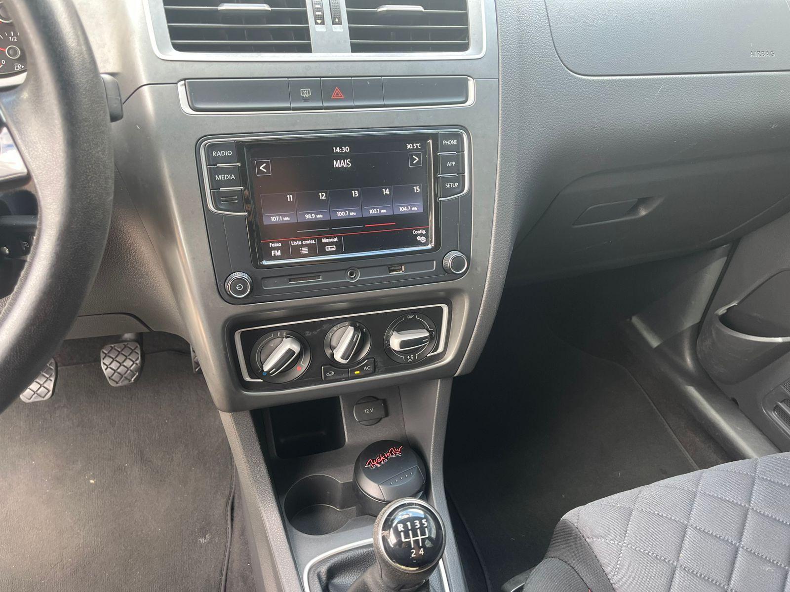 VOLKSWAGEN Fox - Foto