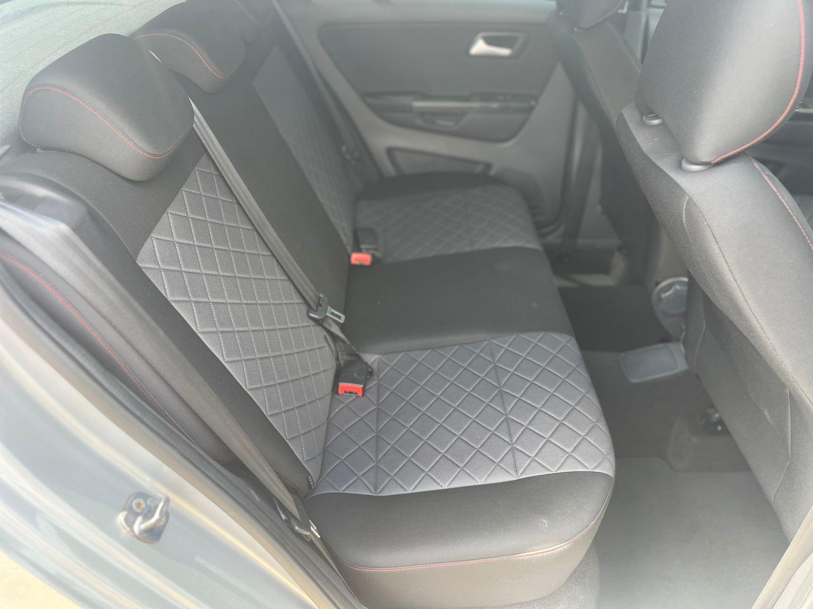 VOLKSWAGEN Fox - Foto