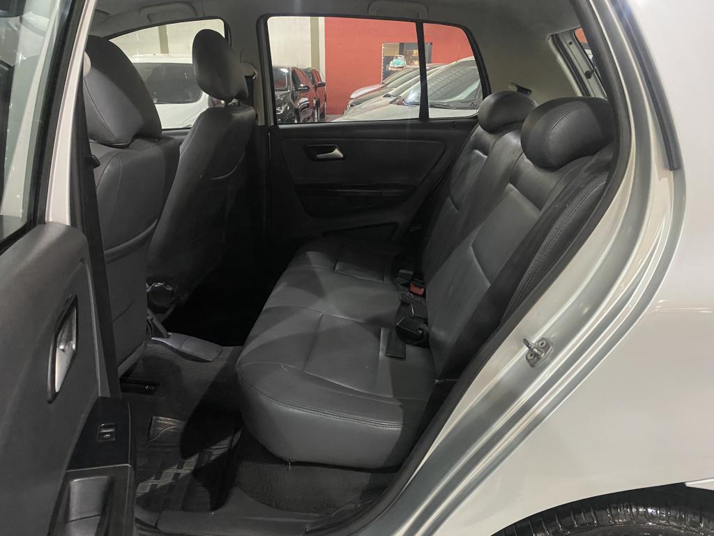 VOLKSWAGEN Fox - Foto