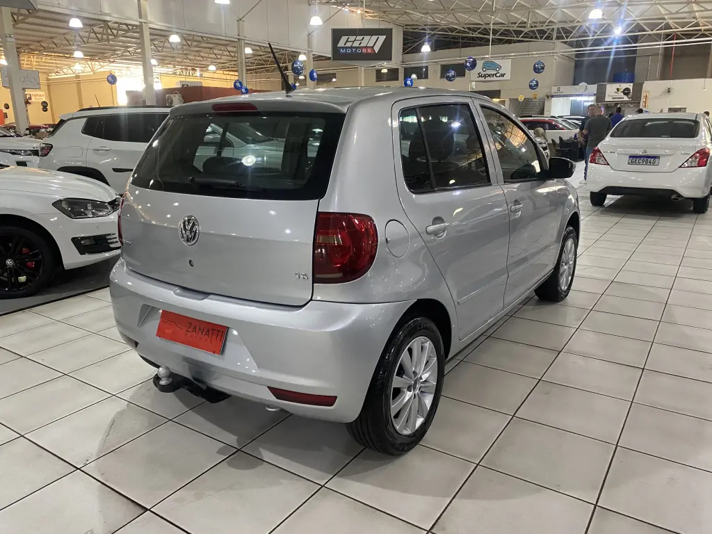 VOLKSWAGEN Fox - Foto