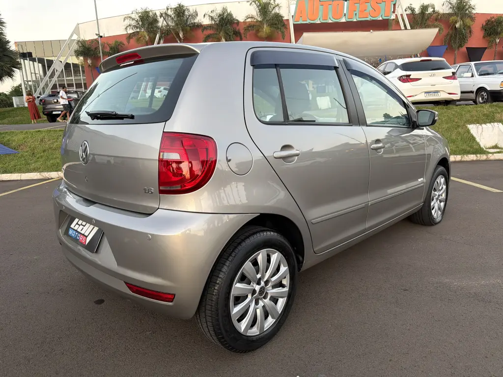 VOLKSWAGEN Fox - Foto