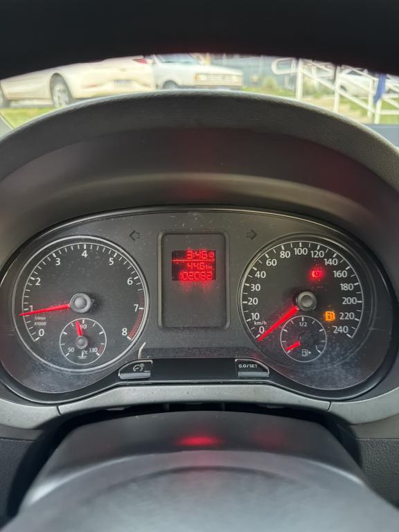 VOLKSWAGEN Fox - Foto