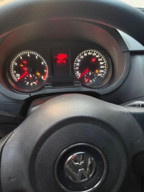 VOLKSWAGEN Fox - Foto