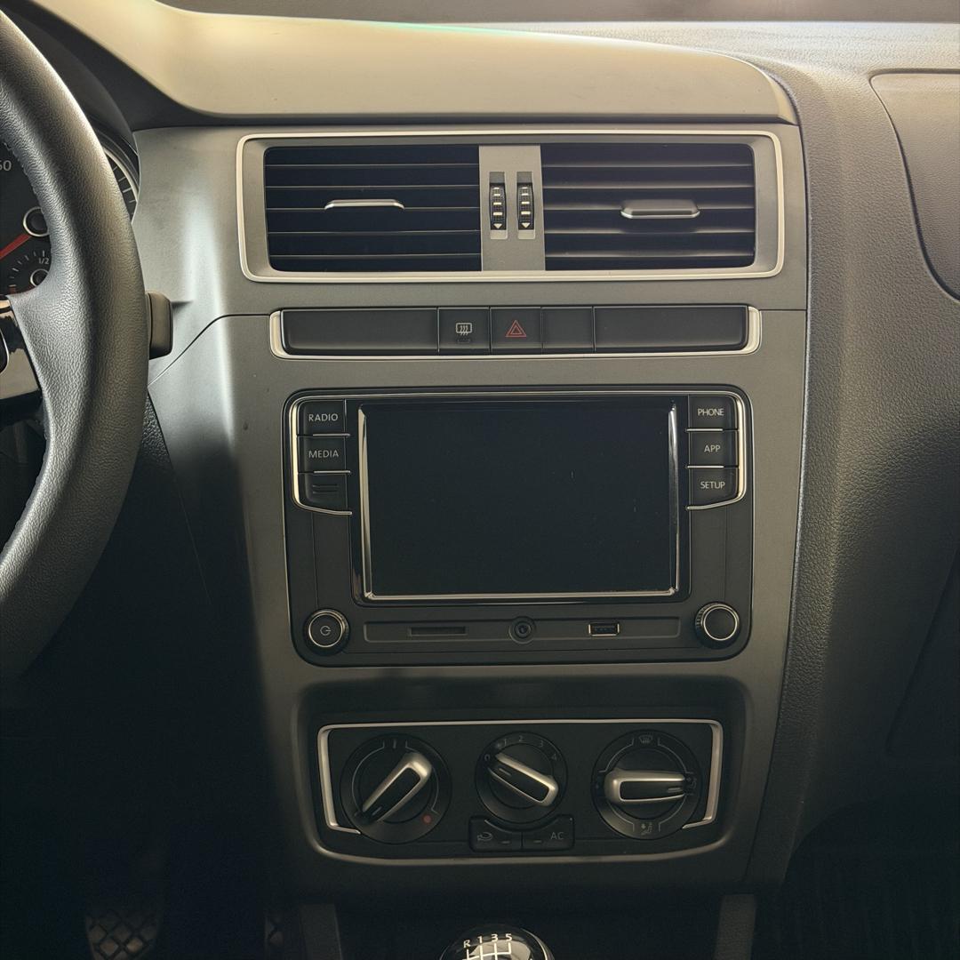 VOLKSWAGEN Fox - Foto