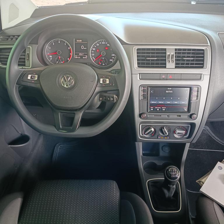 VOLKSWAGEN Fox - Foto