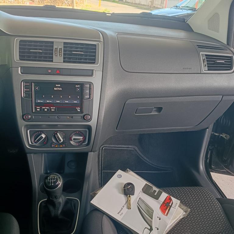 VOLKSWAGEN Fox - Foto