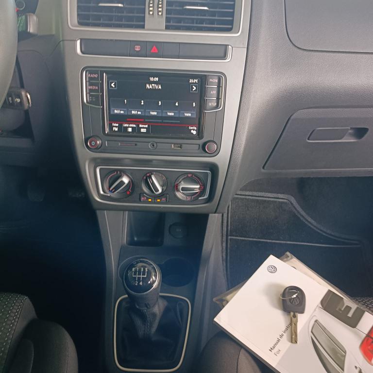 VOLKSWAGEN Fox - Foto