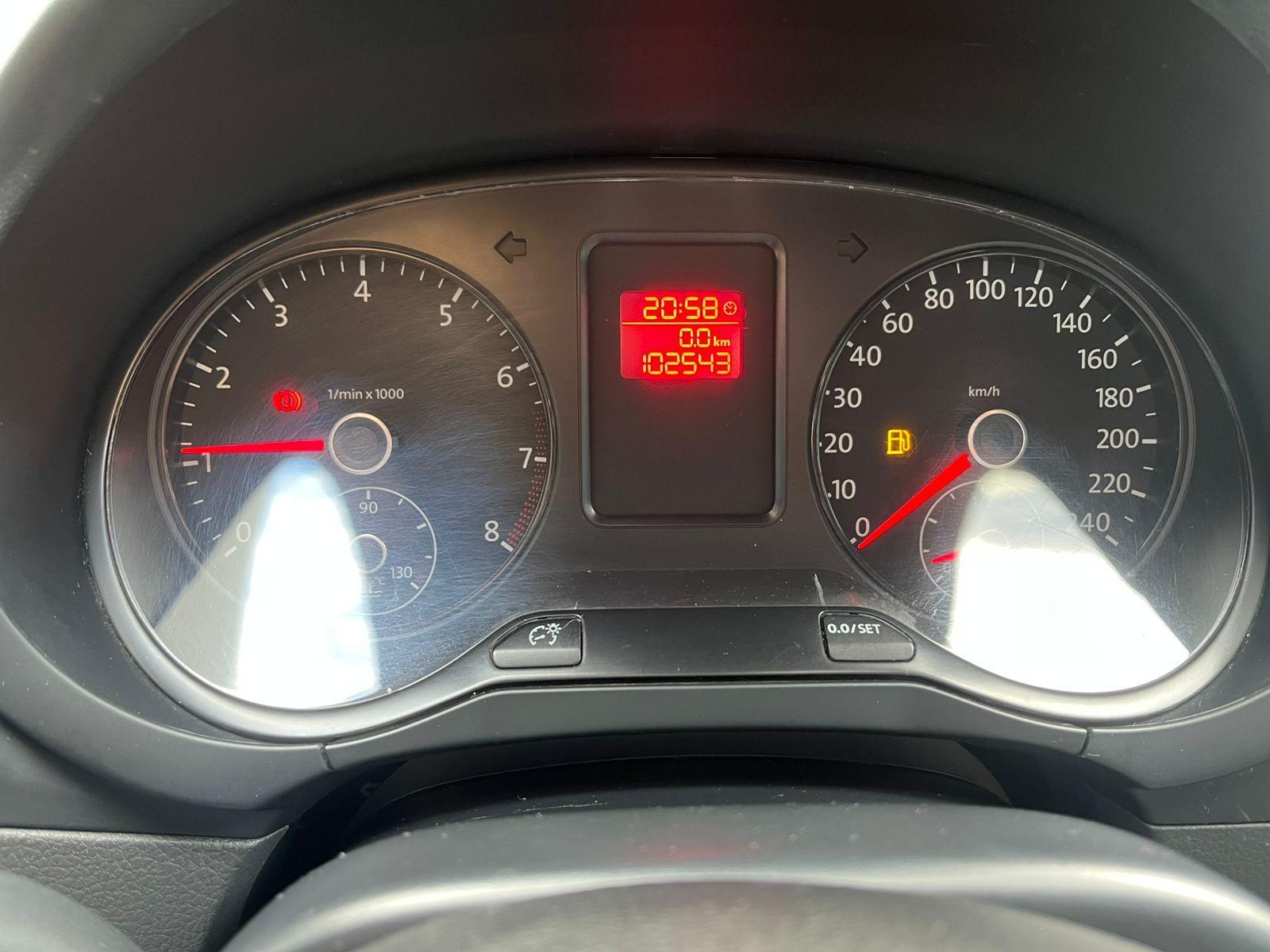 VOLKSWAGEN Fox - Foto