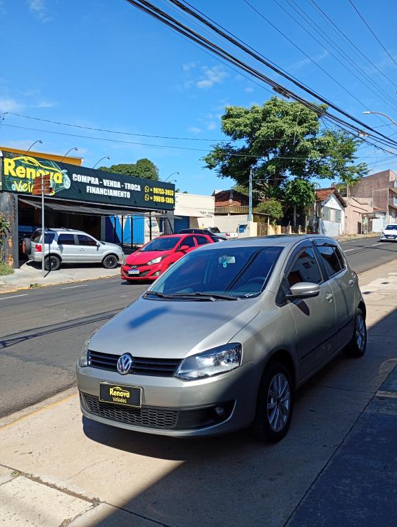VOLKSWAGEN Fox - Foto