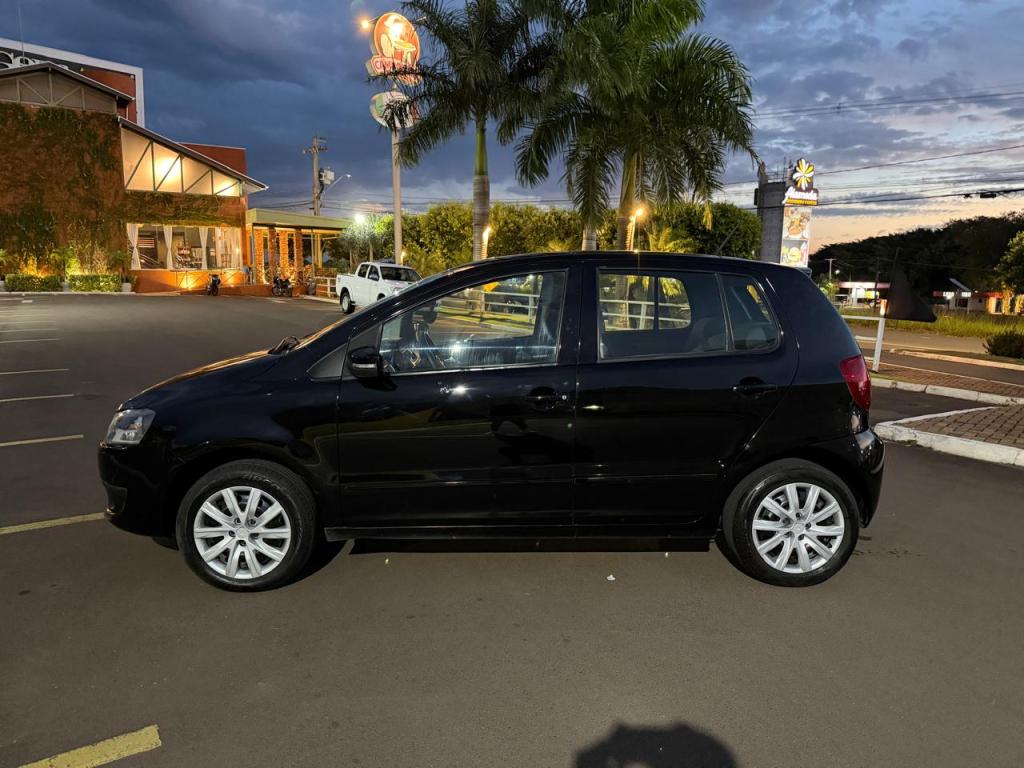 VOLKSWAGEN Fox - Foto