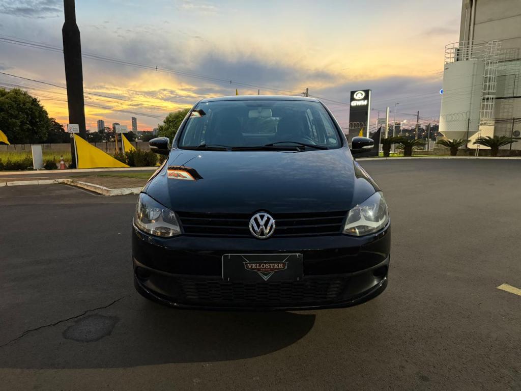 VOLKSWAGEN Fox - Foto