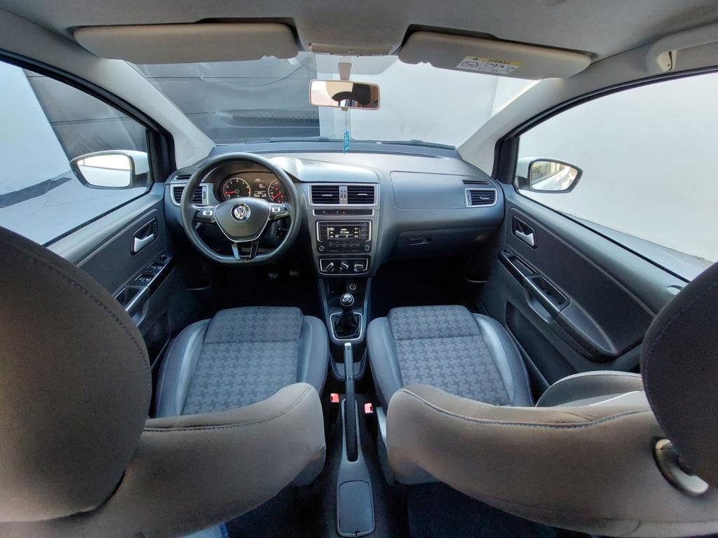 VOLKSWAGEN Fox - Foto