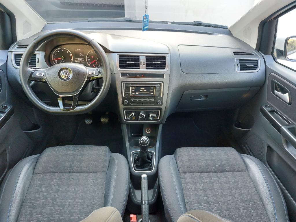 VOLKSWAGEN Fox - Foto