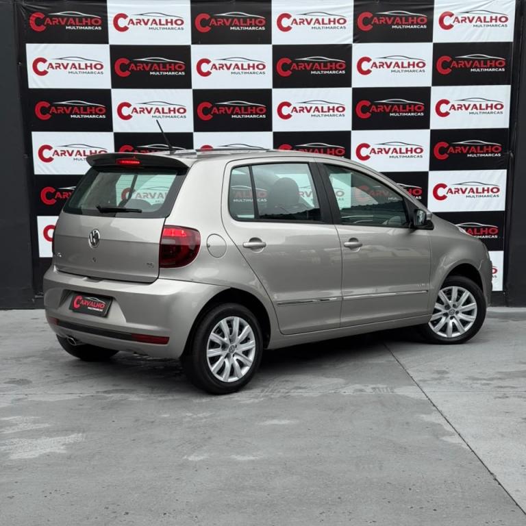 VOLKSWAGEN Fox - Foto