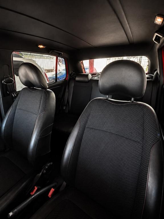 VOLKSWAGEN Fox - Foto