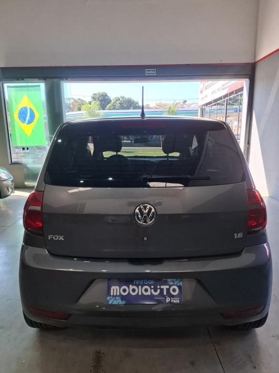 VOLKSWAGEN Fox - Foto