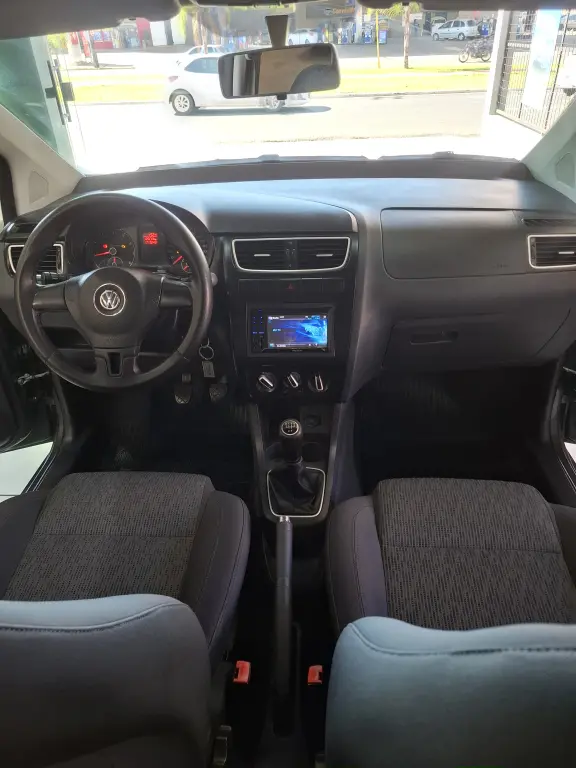 VOLKSWAGEN Fox - Foto