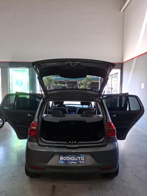 VOLKSWAGEN Fox - Foto
