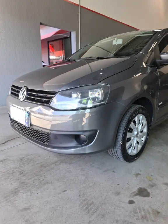 VOLKSWAGEN Fox - Foto