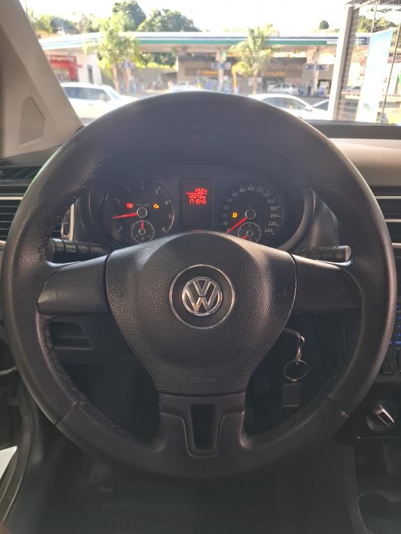 VOLKSWAGEN Fox - Foto