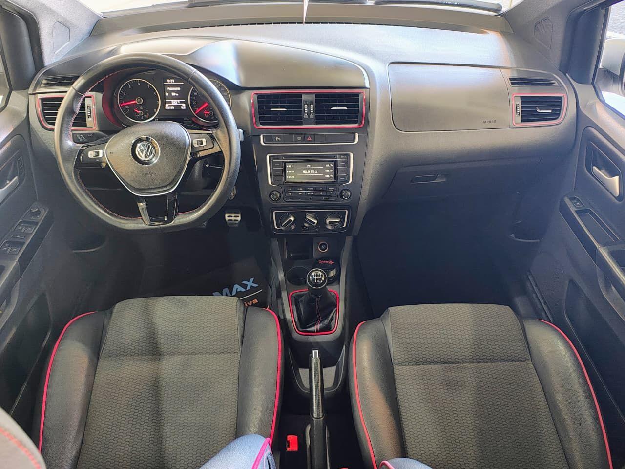 VOLKSWAGEN Fox - Foto