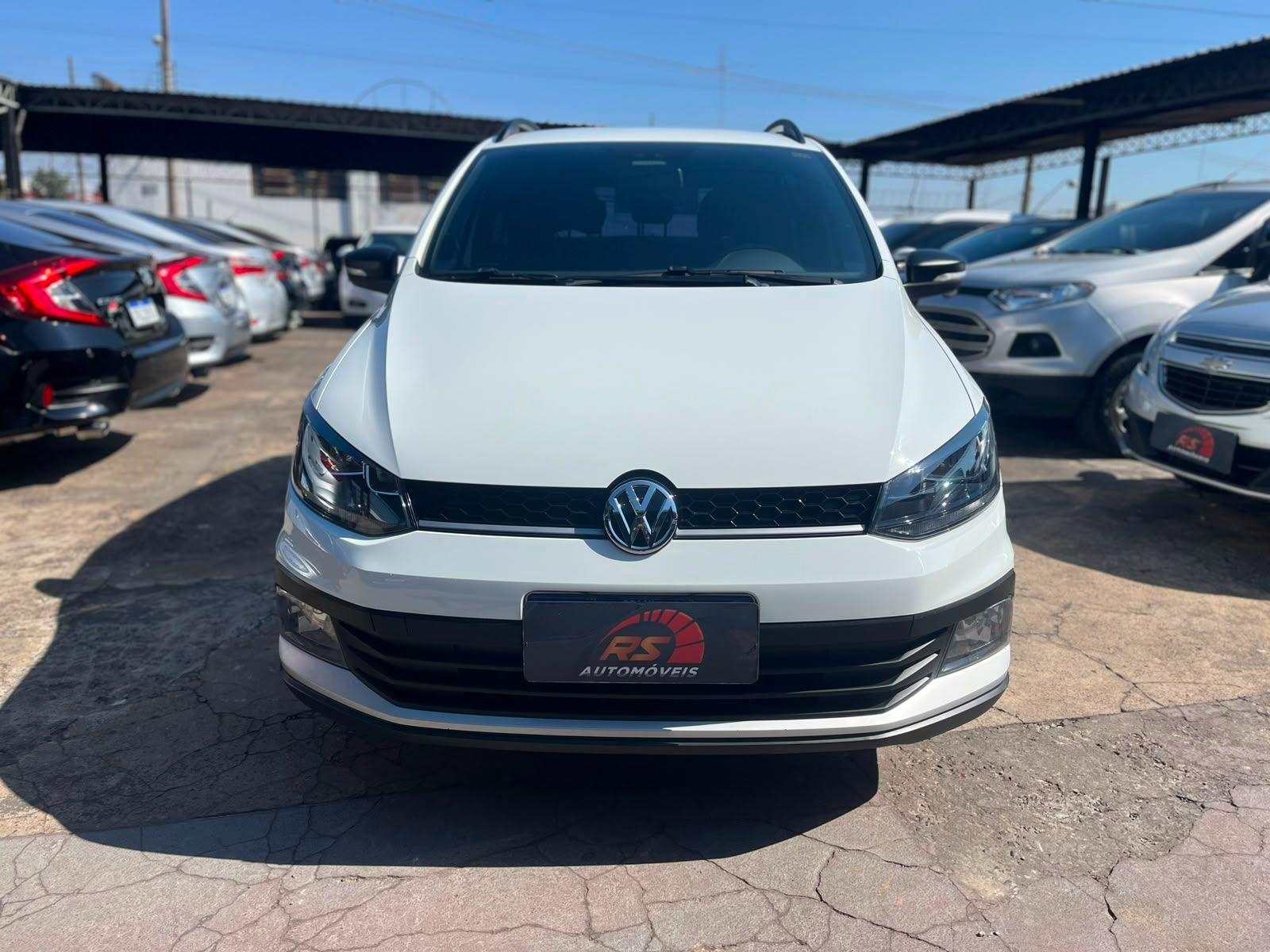 VOLKSWAGEN Fox - Foto