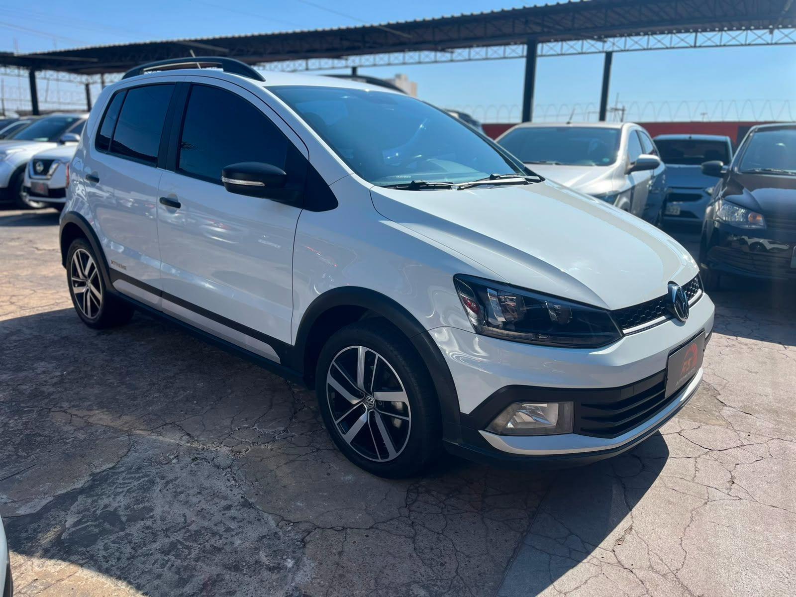 VOLKSWAGEN Fox - Foto