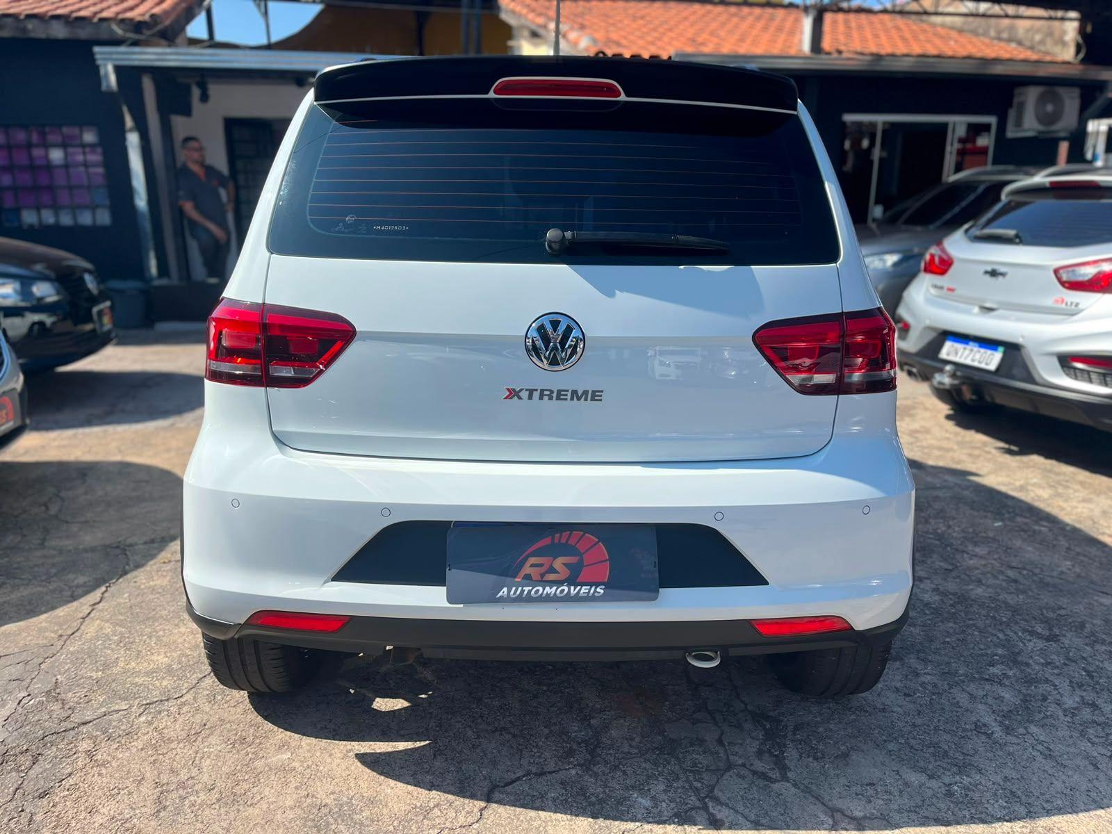 VOLKSWAGEN Fox - Foto