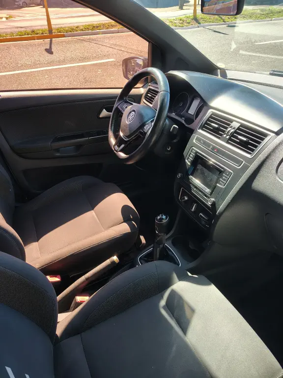 VOLKSWAGEN Fox - Foto