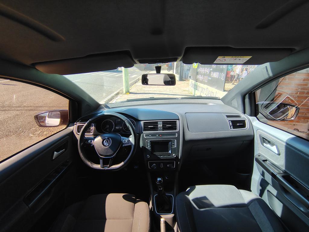 VOLKSWAGEN Fox - Foto