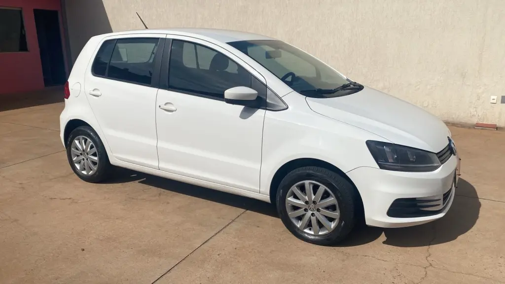 VOLKSWAGEN Fox - Foto