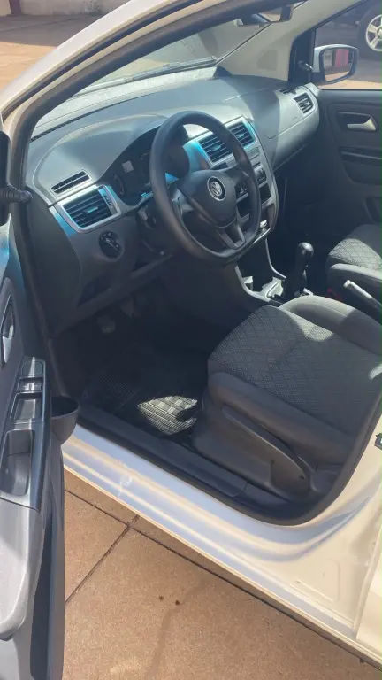 VOLKSWAGEN Fox - Foto
