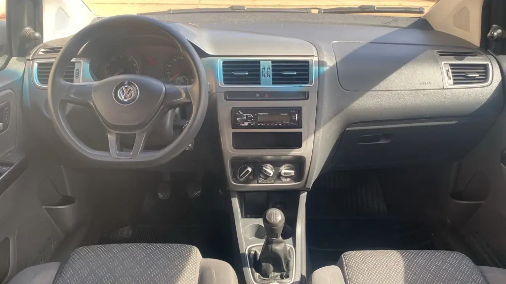 VOLKSWAGEN Fox - Foto