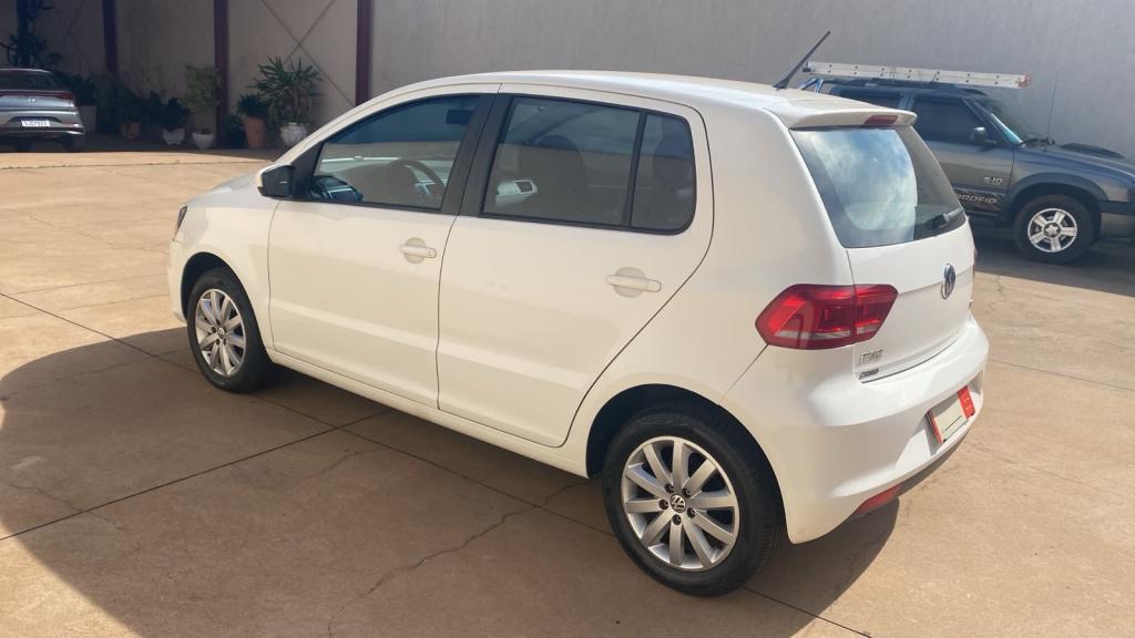 VOLKSWAGEN Fox - Foto