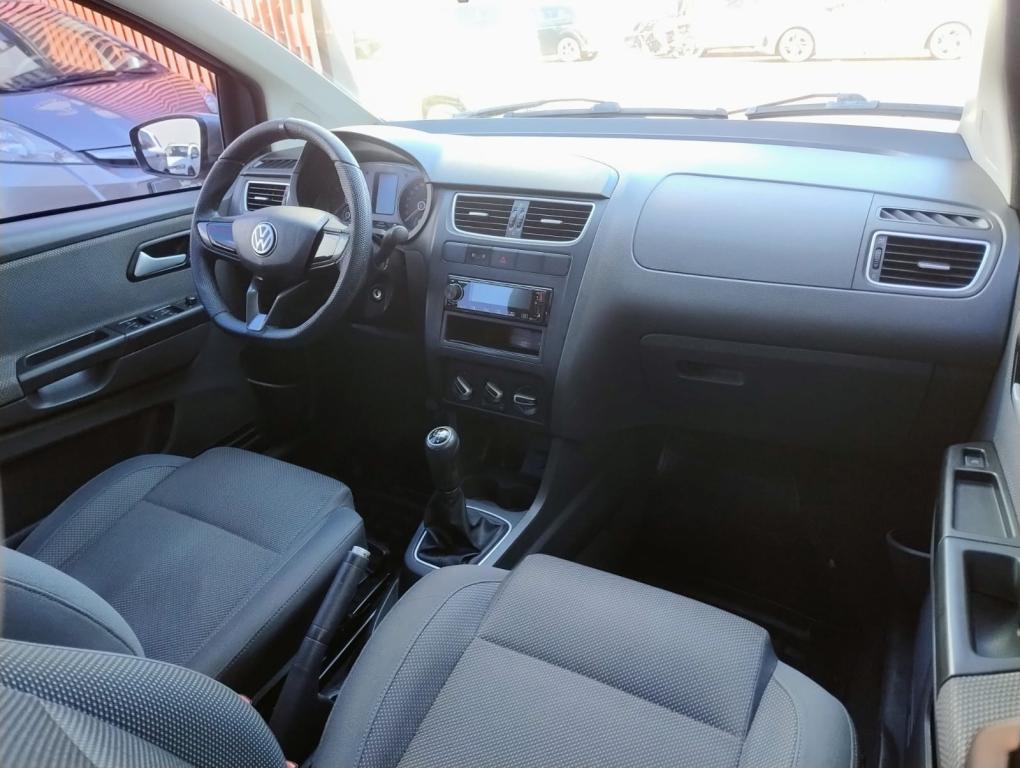 VOLKSWAGEN Fox - Foto