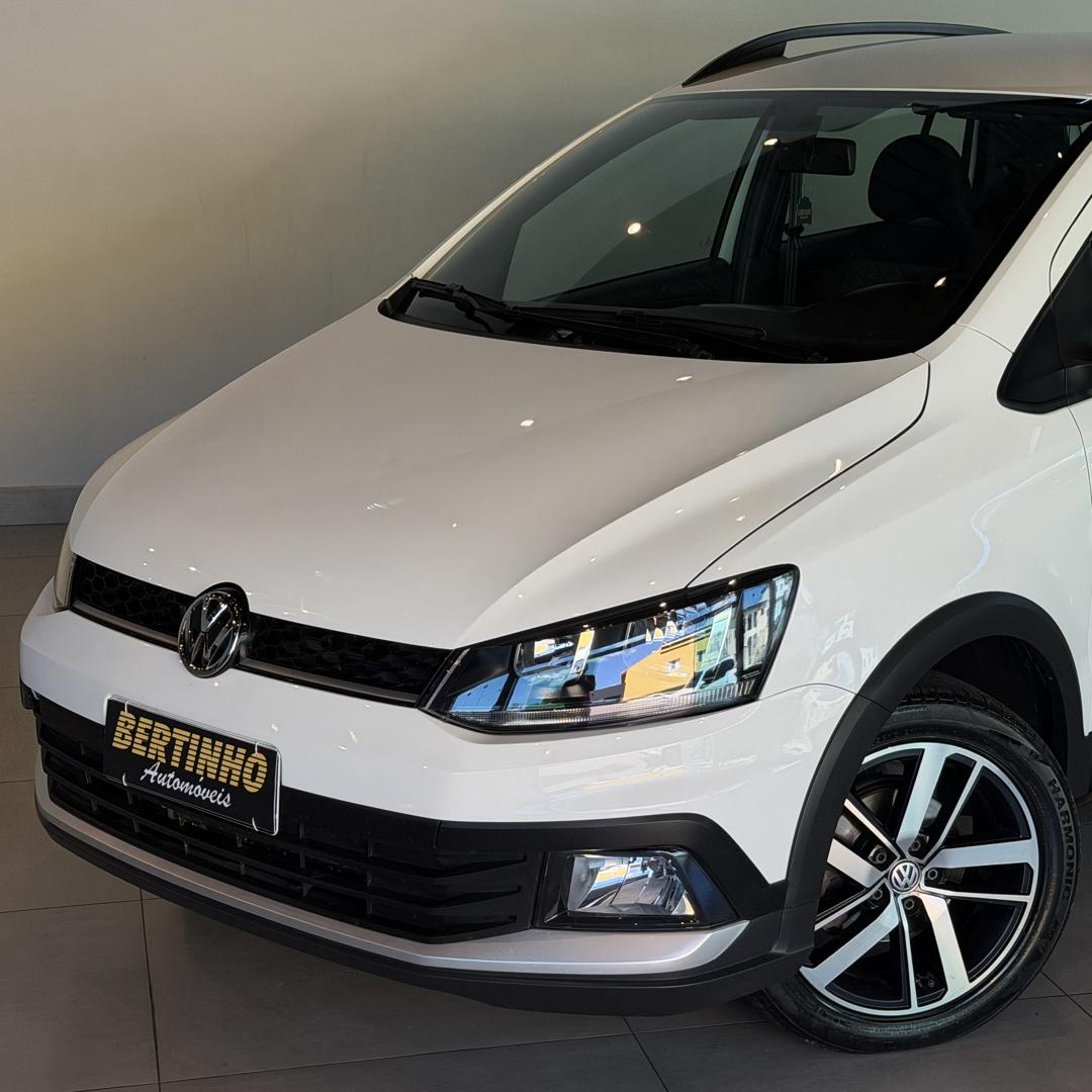 VOLKSWAGEN Fox - Foto