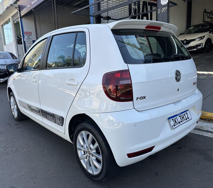 VOLKSWAGEN Fox - Foto
