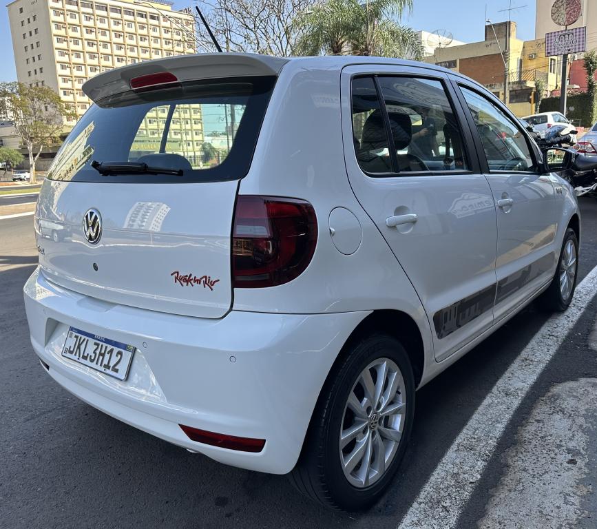 VOLKSWAGEN Fox - Foto