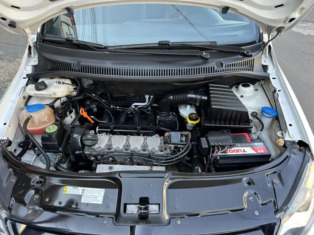 VOLKSWAGEN Fox - Foto