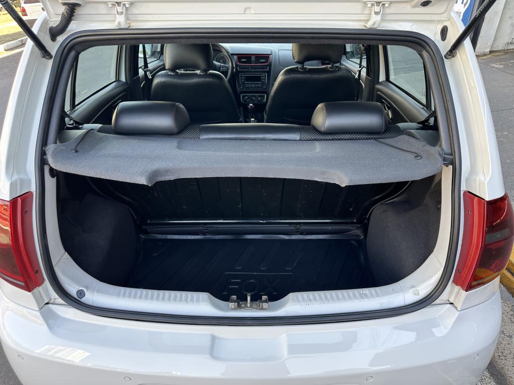 VOLKSWAGEN Fox - Foto
