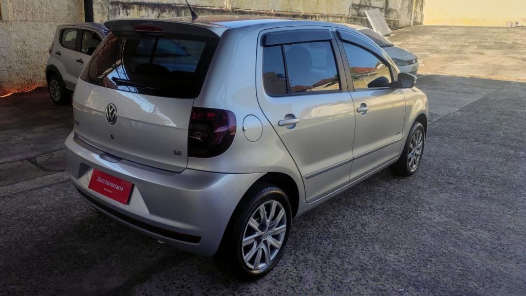 VOLKSWAGEN Fox - Foto