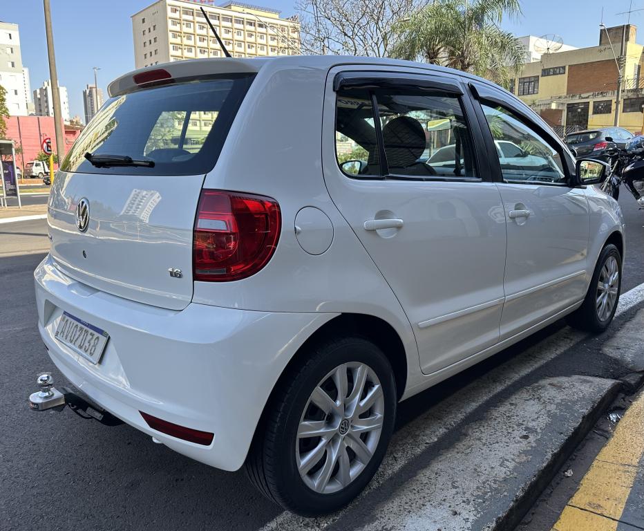 VOLKSWAGEN Fox - Foto