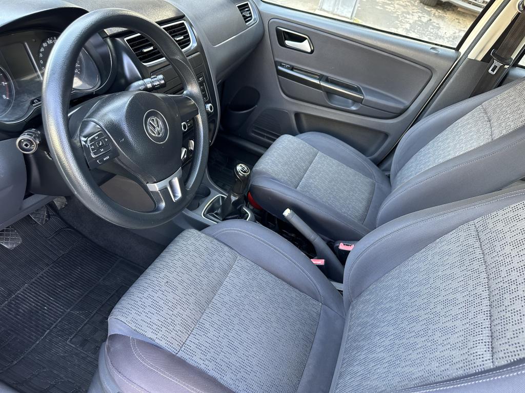 VOLKSWAGEN Fox - Foto