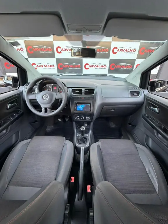 VOLKSWAGEN Fox - Foto