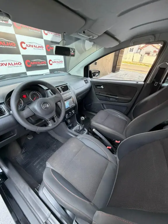 VOLKSWAGEN Fox - Foto